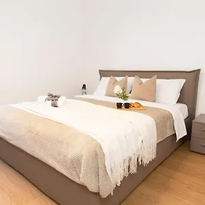 Ihost - Simonetta 7 Appartement